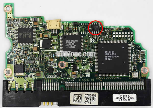 07N5808 日立(HITACHI)のHDD基板