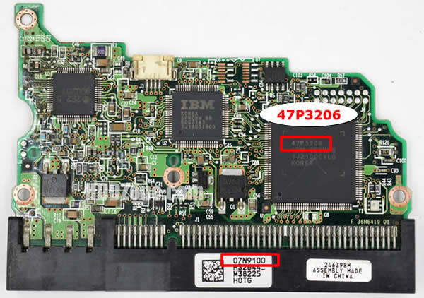 07N9100 日立(HITACHI)のHDD基板