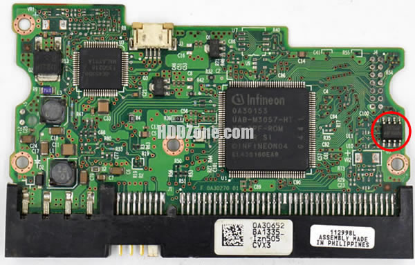 0A30153 日立(HITACHI)のHDD基板